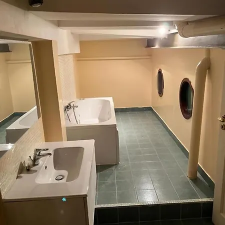 Konukevi Il Labirinto - Luxury Napoli